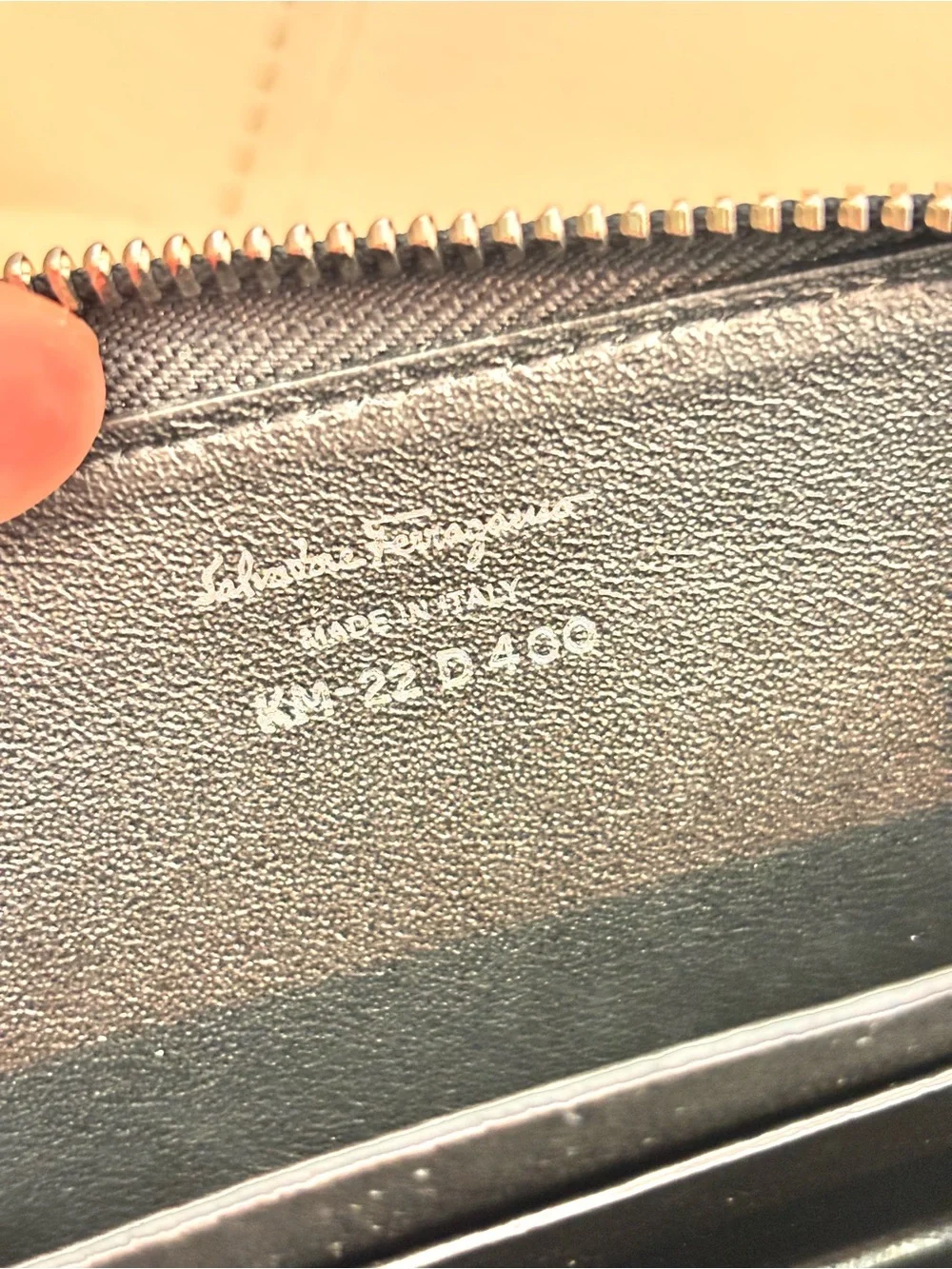 Salvatore Ferragamo Vara Bow Glitter Card Case / Zip-Around Coin Purse Wallet